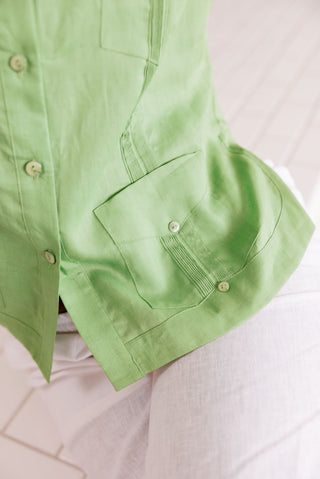 LIGHT GREEN